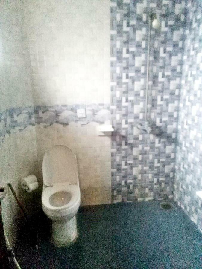 Quick Continental Hotel - Jail Road Lahore Eksteriør billede